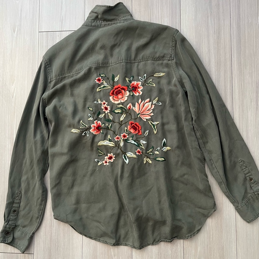 American Eagle Button Shirt long sleeve